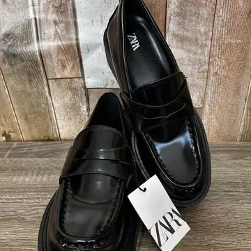 ZARA 블랙 로퍼 미사용 새 상품