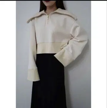 Acka half zip sweat