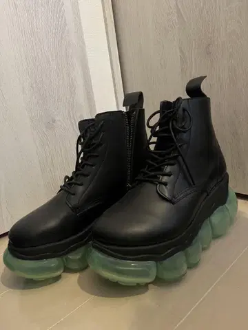 미키오사카베 부츠