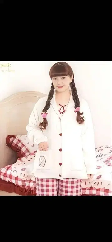 아오키 미사코 산리오 시마무라 콜라보 룸 가디건 M사이즈 키티