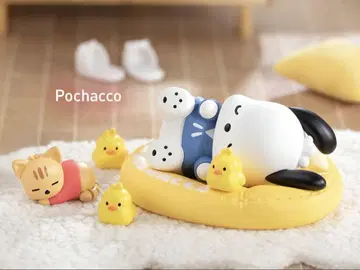 Sanrio characters fall a sleep Pochacco