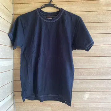 S819.23 THE FLAT HEAD 블랙 티셔츠 사이즈 38
