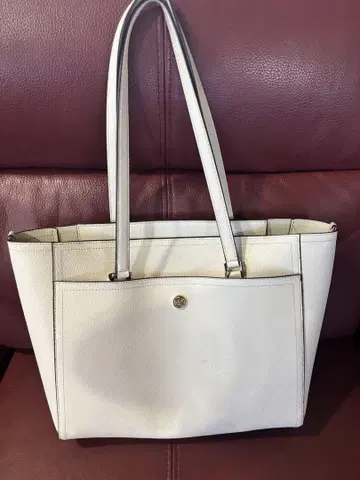 Michael Kors 아이보리 계열 토트백 가죽 로고 참 없음
