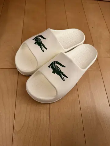 Lacoste 크로커다일 로고 샌들