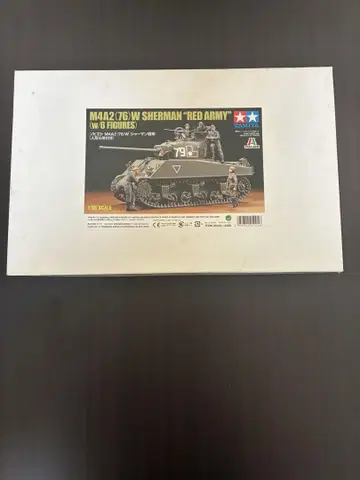 한정판 1/35 M4A2 샤먼 (인형 6개 포함)