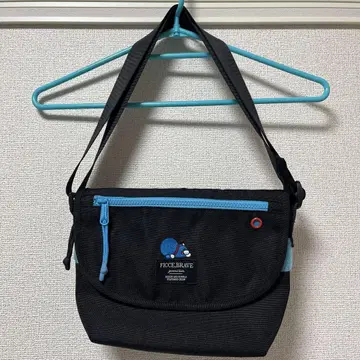 도라에몽 피세브레이브 숄더백