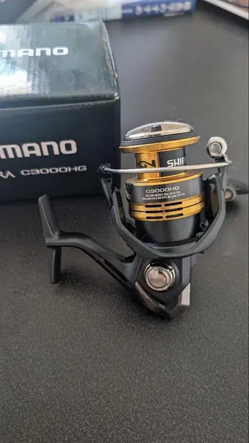 SHIMANO SAHARA C3000 시마노 사하라 스피닝 릴