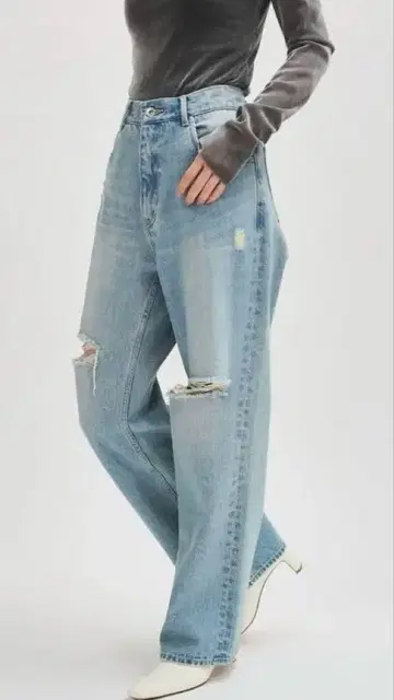새상품 택 포함 [지속가능성] I라인 데님