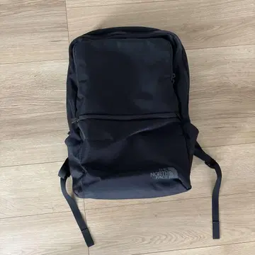 THE NORTH FACE 블랙 백팩 셔틀 데이팩 25L 블랙