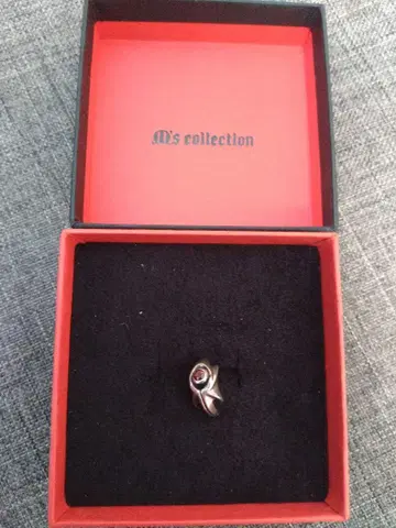 M's collection 로켓형 귀걸이 (한쪽 귀)