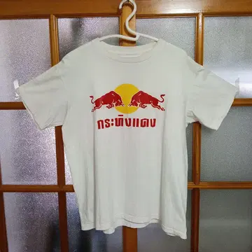 레드불 화이트 T셔츠 (태국어 표기)