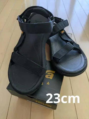Teva 허리케인 Hurricane XLT2 23cm 블랙