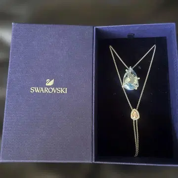 Swarovski 파란 크리스탈 목걸이