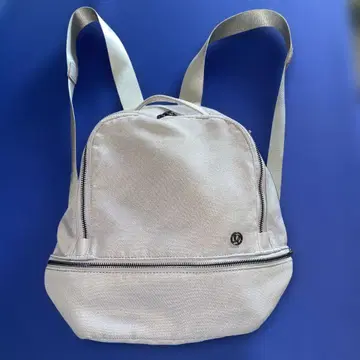 [미사용 새상품] Lululemon 라메 믹스 실버 백팩