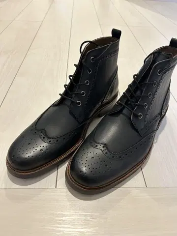 블랙 가죽 브로그 하이컷 부츠 일본제