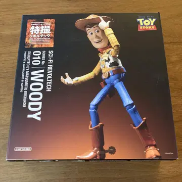리볼텍 010 토이스토리 우디 WOODY 피규어