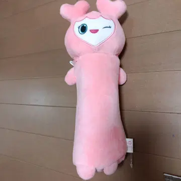 TWICE LOVELYS 푹신 파우치 모모 MOVELY
