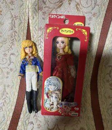 미개봉 베르사유의 장미 마리 앙투아네트, 오스칼 스트랩