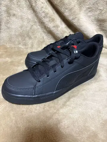 PUMA 스니커즈 미사용 새상품