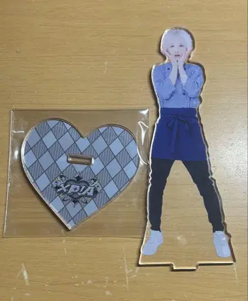 XP!A 우토 스이파라 콜라보 아크릴 스탠드