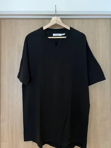 nonnative CLERK S/S T-NECK TEE PIQUE