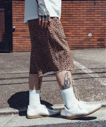 새상품급 subciety 레오파드 하프 팬츠 XL
