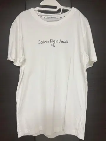 Calvin Klein Jeans 화이트 티셔츠