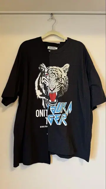 오니츠카타이거 도킹 T셔츠 XL
