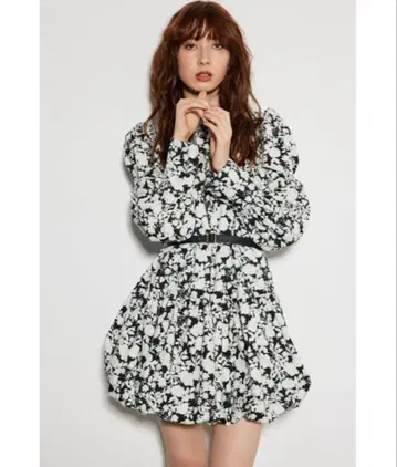 rienda 벌룬 티어드 미니 원피스