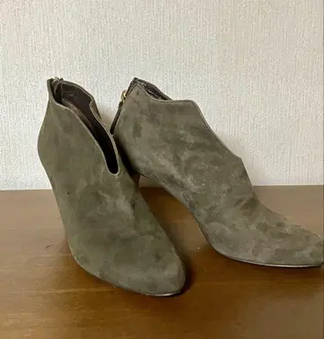 UNITED ARROWS 유나이티드 애로우즈 스웨이드 앵클부츠