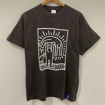 Keith Haring M 사이즈 먹색 티셔츠 KH-KH2305