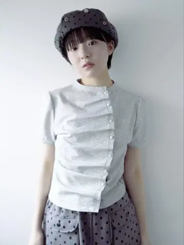 [ tie.me ] 프릴 디자인 T 그레이