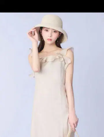 CELFORD 워셔블 로고 블레이드 햇 베이지