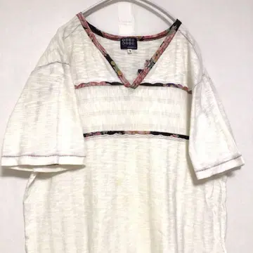 TAKEO KIKUCHI 일본풍 패턴 V넥 티셔츠 화이트 3