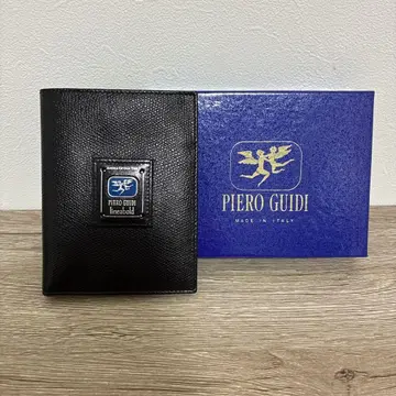 PIERRE GUIDI 카드 케이스