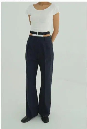 2WAY GATHER BELT PANTS 네이비