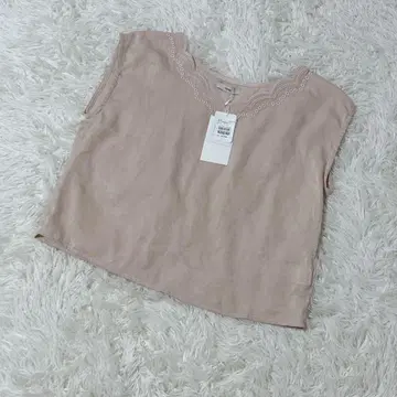 [ c5700 ] 새상품 mystic 티셔츠 슬리브리스 베이지