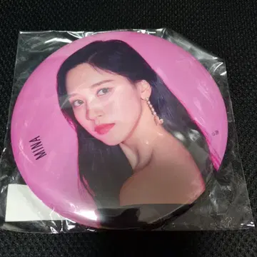 TWICE MINA 핑크 캔뱃지 미나