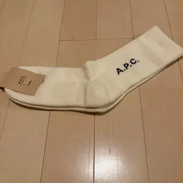 A.P.C. 삭스