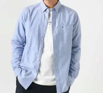 a.v.v 미사용 택 포함 라이트 블루 버튼 다운 셔츠