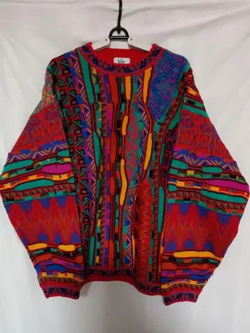 모딜리아니 쿠지풍 3D 니트 스웨터