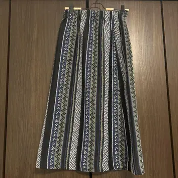 기하학 레트로 스커트