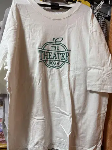 GU Mrs. GREEN APPLE 콜라보 T셔츠