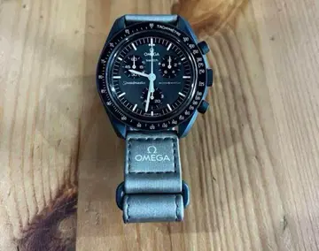 OMEGA 손목시계