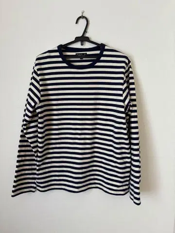 Agnes b 아녜스베 보더 롱T