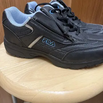 FILA 휠라 23.5cm 워킹화 운동화 여성용 블루