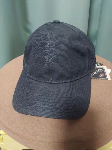 9TWENTY GORE-TEX 2L Topographic surface