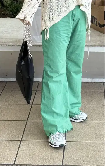 MASU 플레어 팬츠