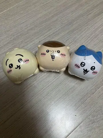 치이카와 (먼작귀) 저금통 캡슐 토이 토끼 밤만쥬 하치와레