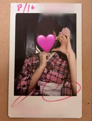 나란 노도카 유카타 폴라로이드 사인